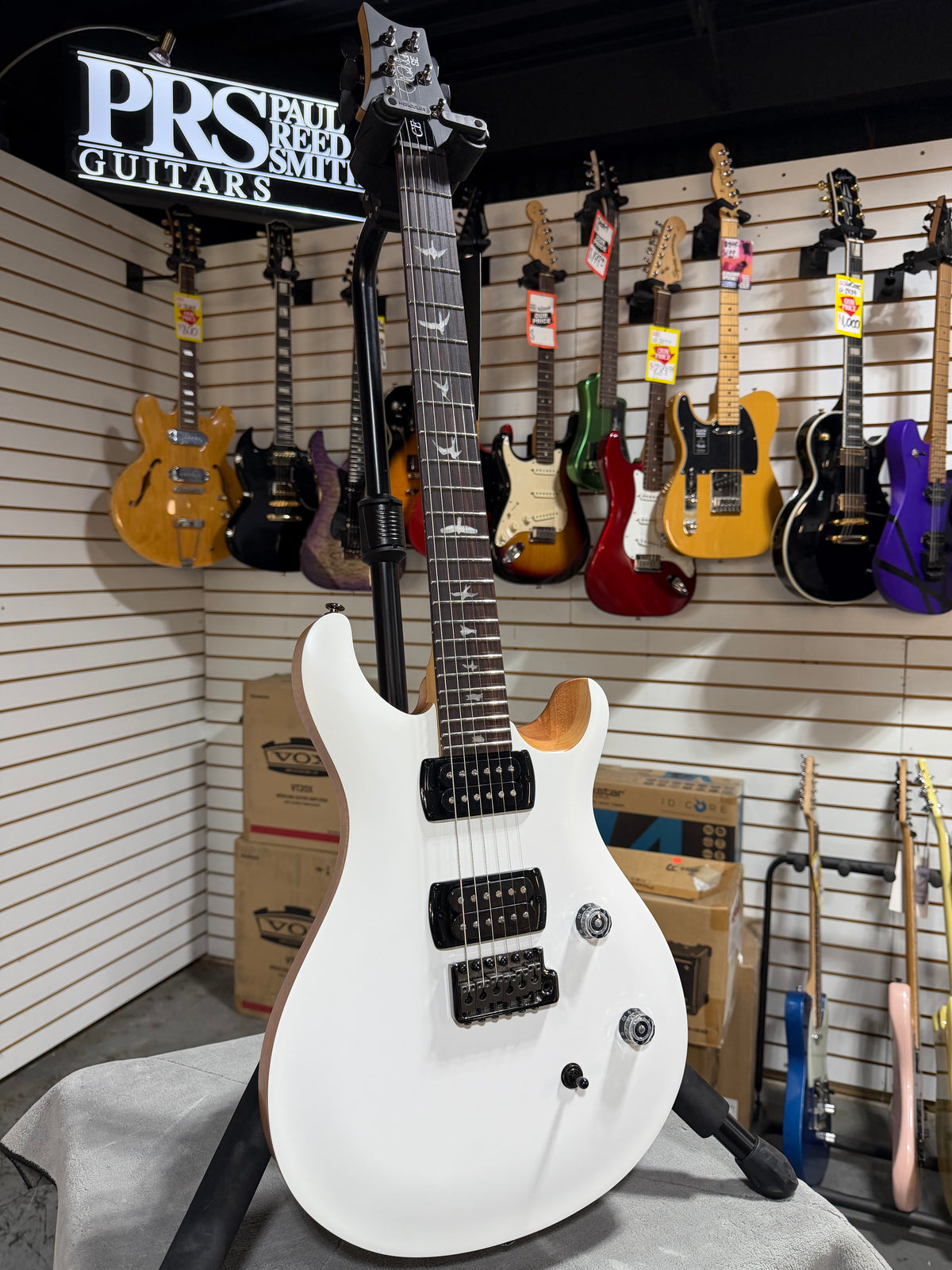 PRS SE CE 24 Satin - Flat White Top, C&M Exclusive - White