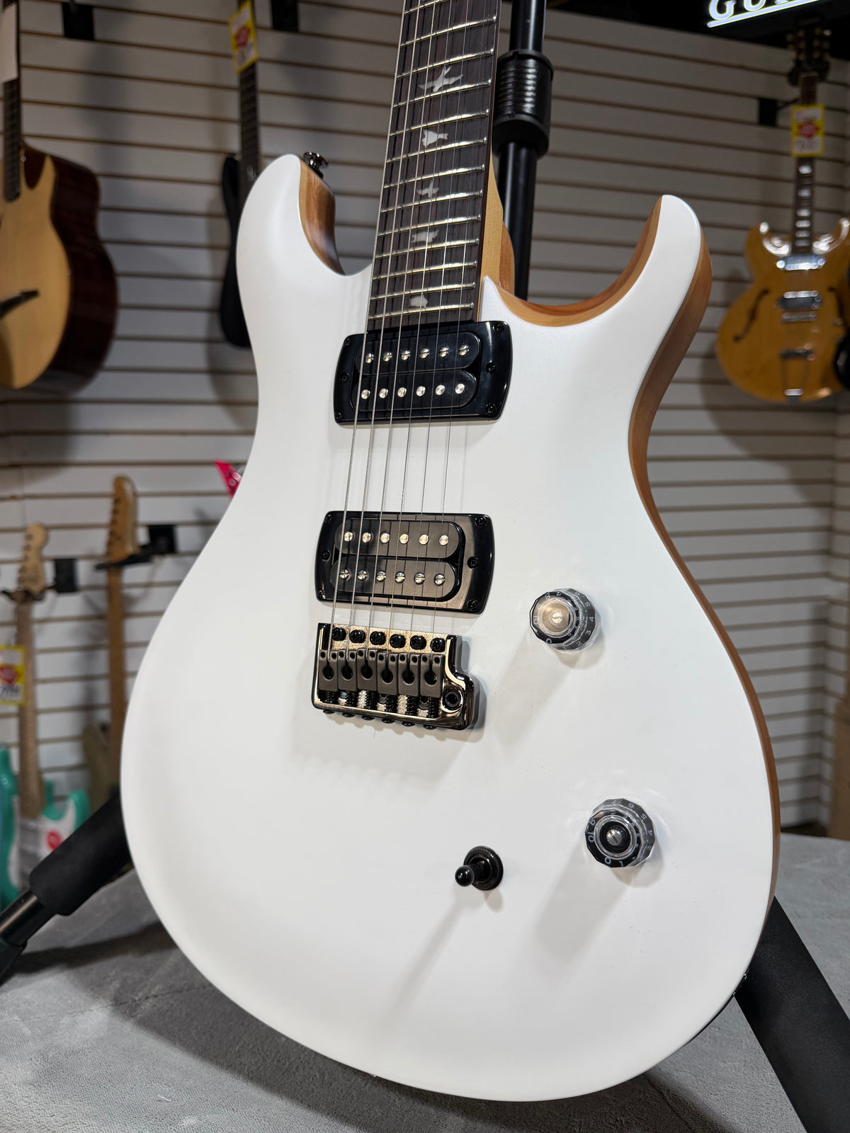 PRS SE CE 24 Satin - Flat White Top, C&M Exclusive - White