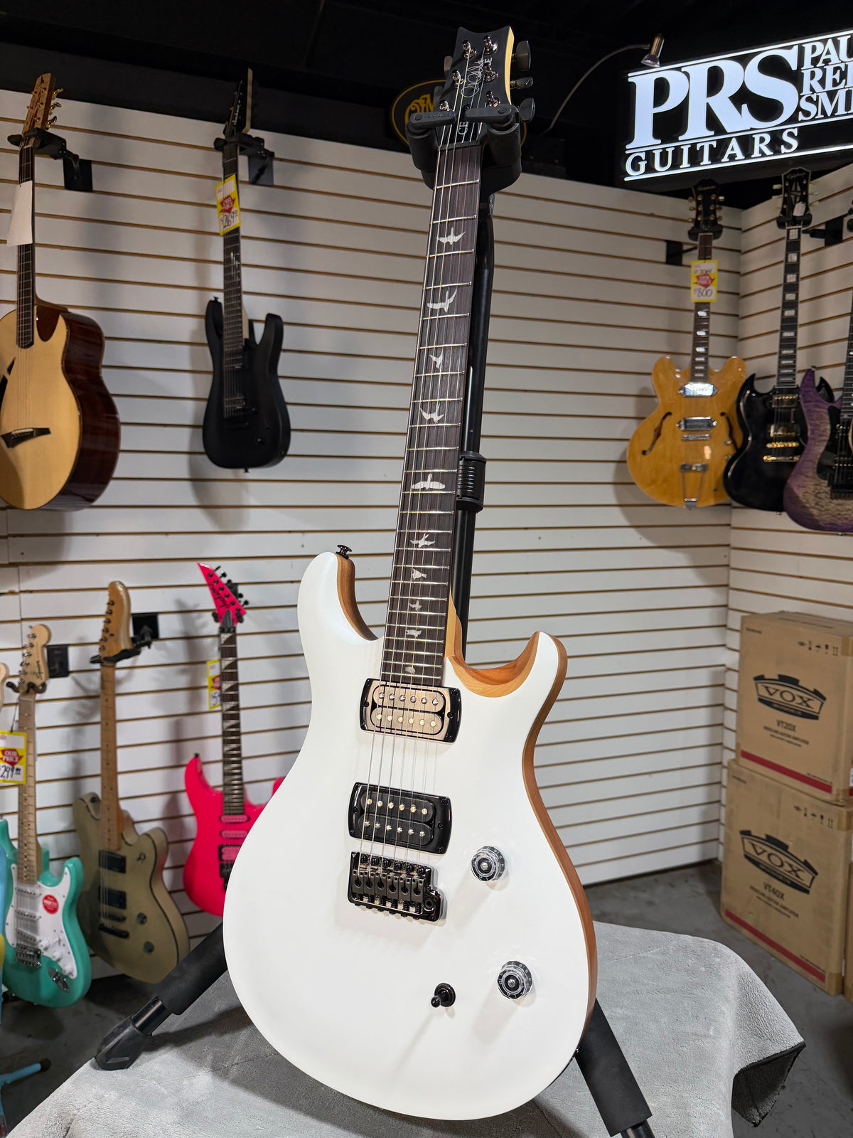 PRS SE CE 24 Satin - Flat White Top, C&M Exclusive - White