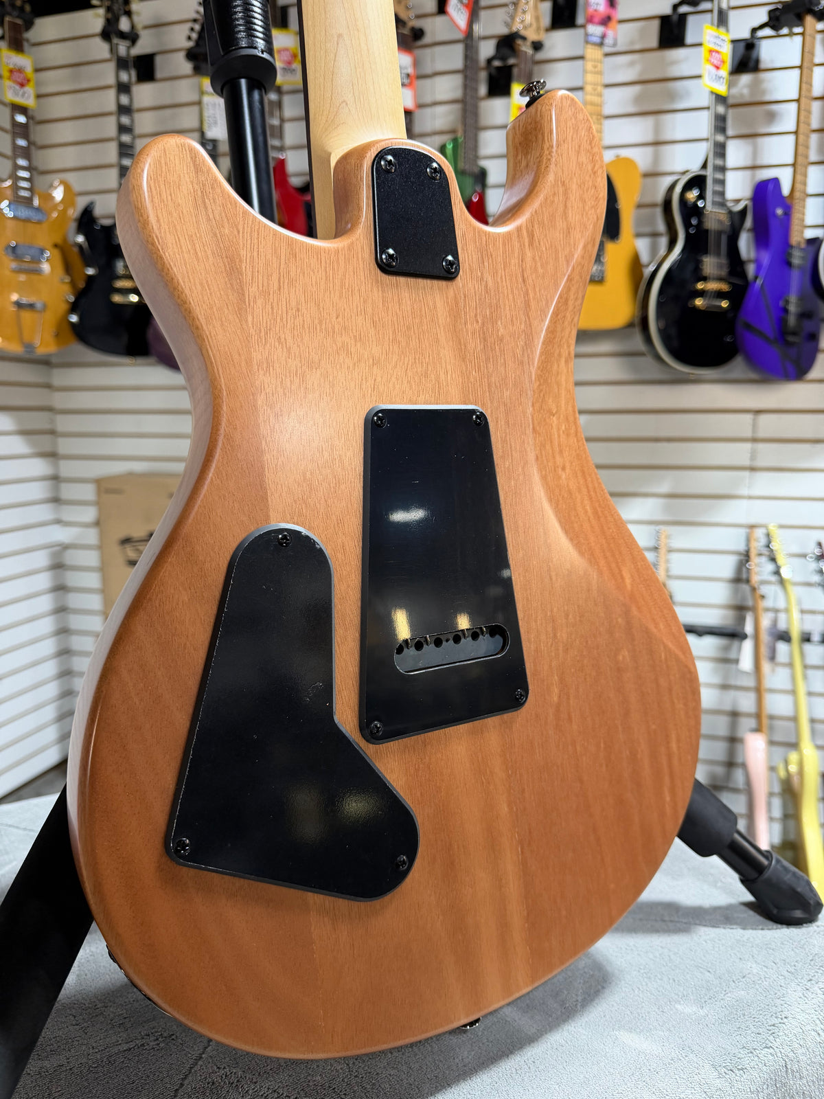 PRS SE CE 24 Satin - Flat White Top, C&M Exclusive - White