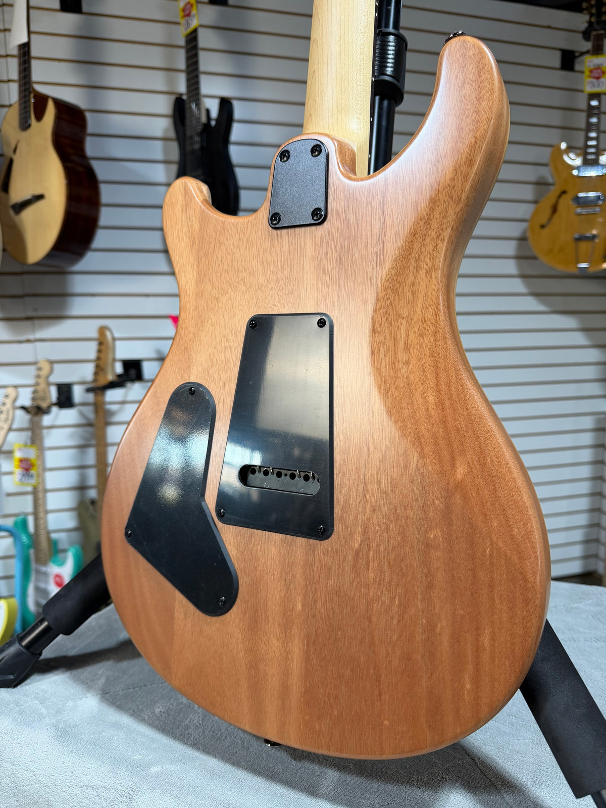 PRS SE CE 24 Satin - Flat White Top, C&M Exclusive - White