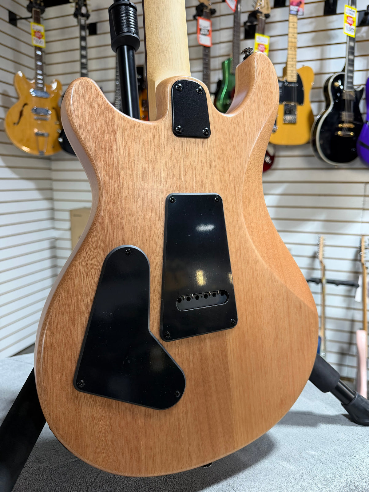 PRS SE CE 24 Satin - Flat White Top, C&M Exclusive - White