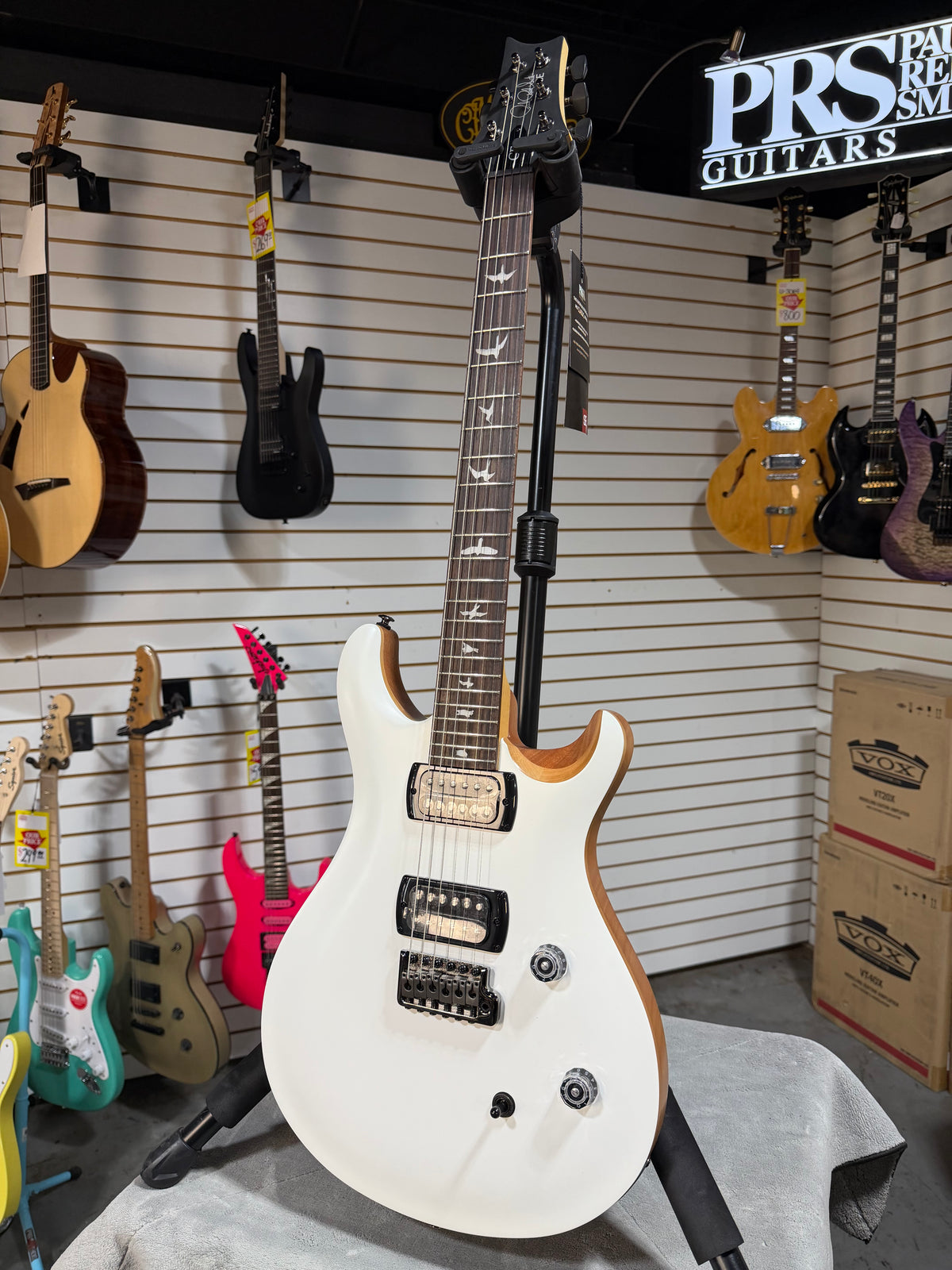 PRS SE CE 24 Satin - Flat White Top, C&M Exclusive - White