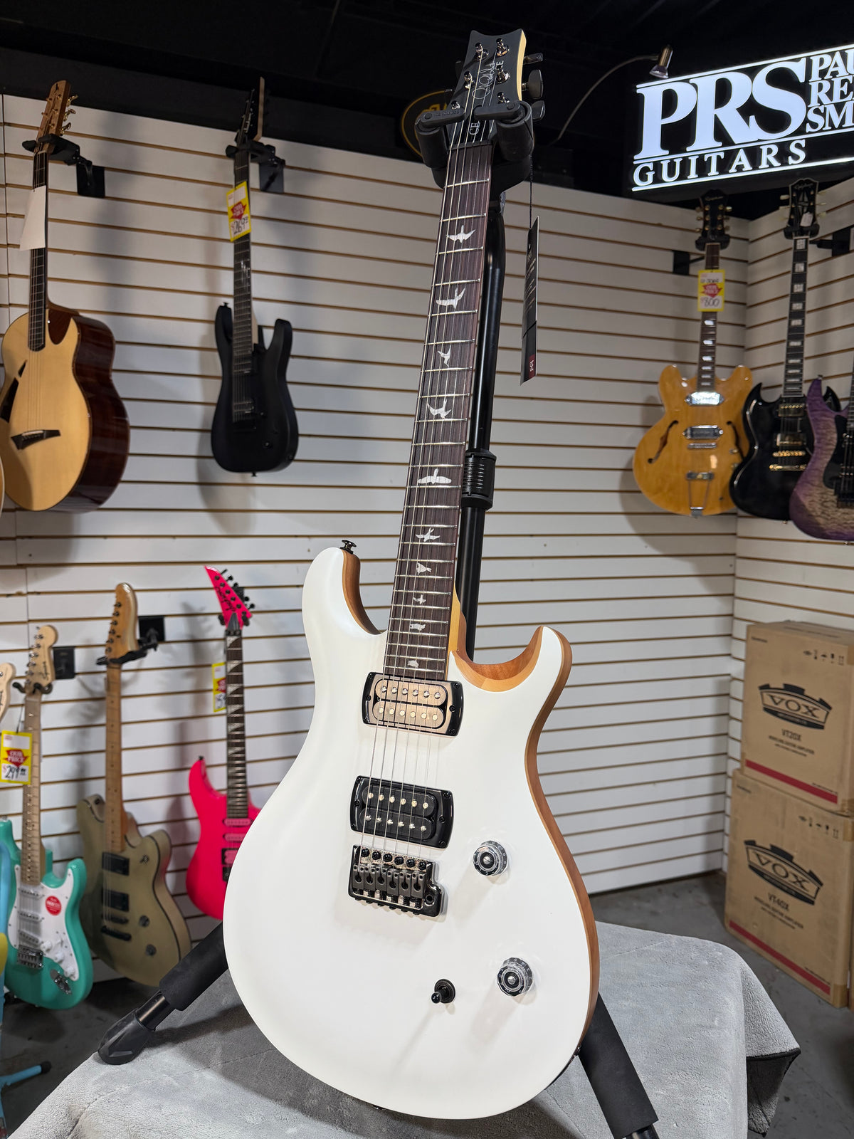 PRS SE CE 24 Satin - Flat White Top, C&M Exclusive - White