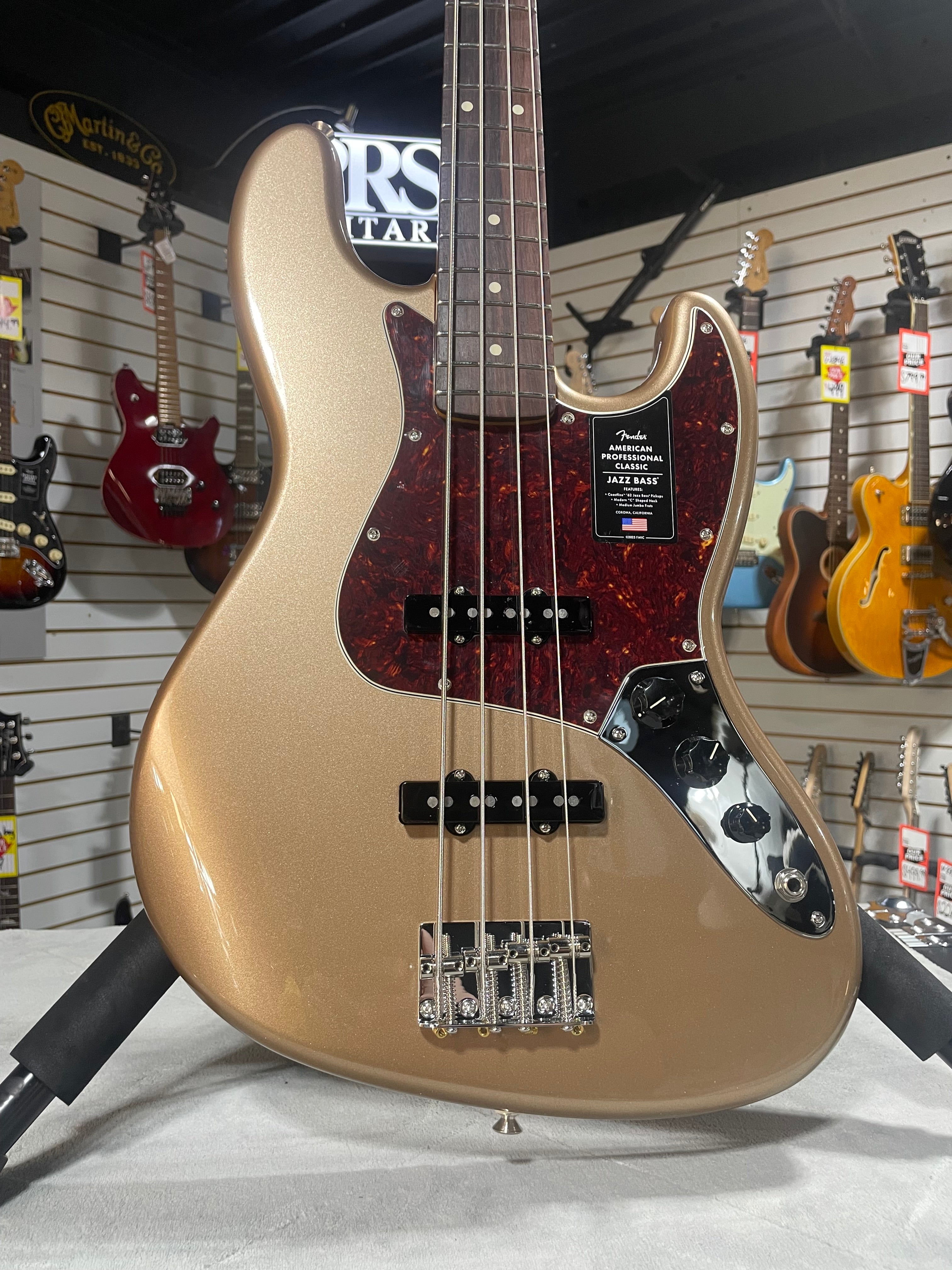 Fender American Professional Classic Jazz Bass 2025 - Faded Firemist Gold w/ Gig Bag & PLEK*D #913