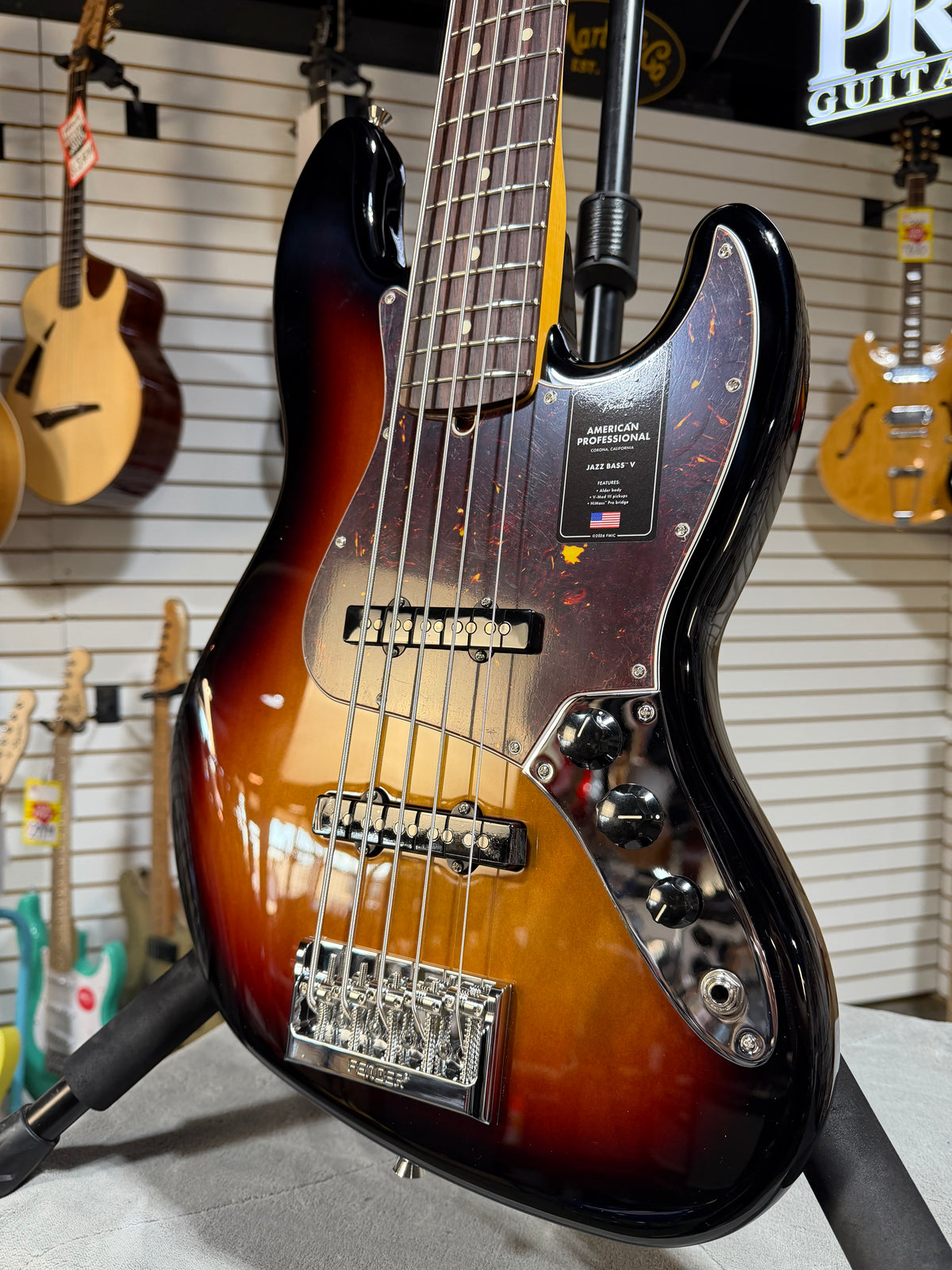 Fender American Professional Jazz Bass V 3-color Sunburst