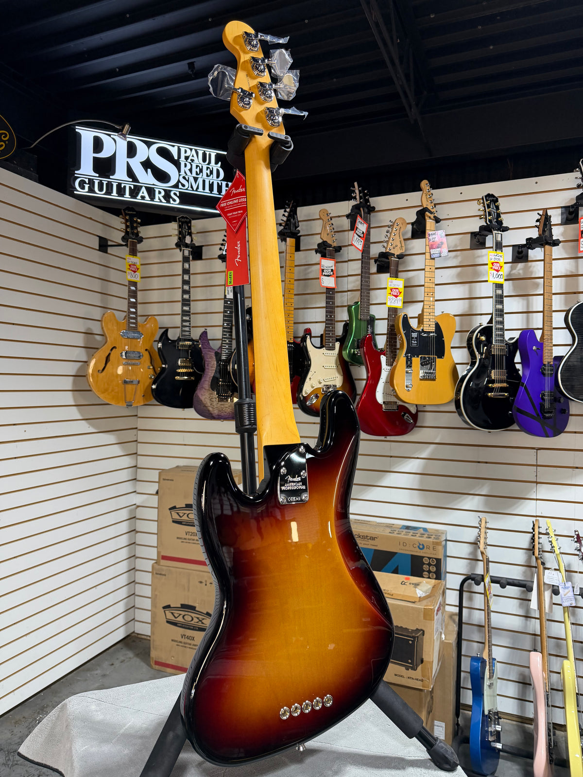 Fender American Professional Jazz Bass V 3-color Sunburst