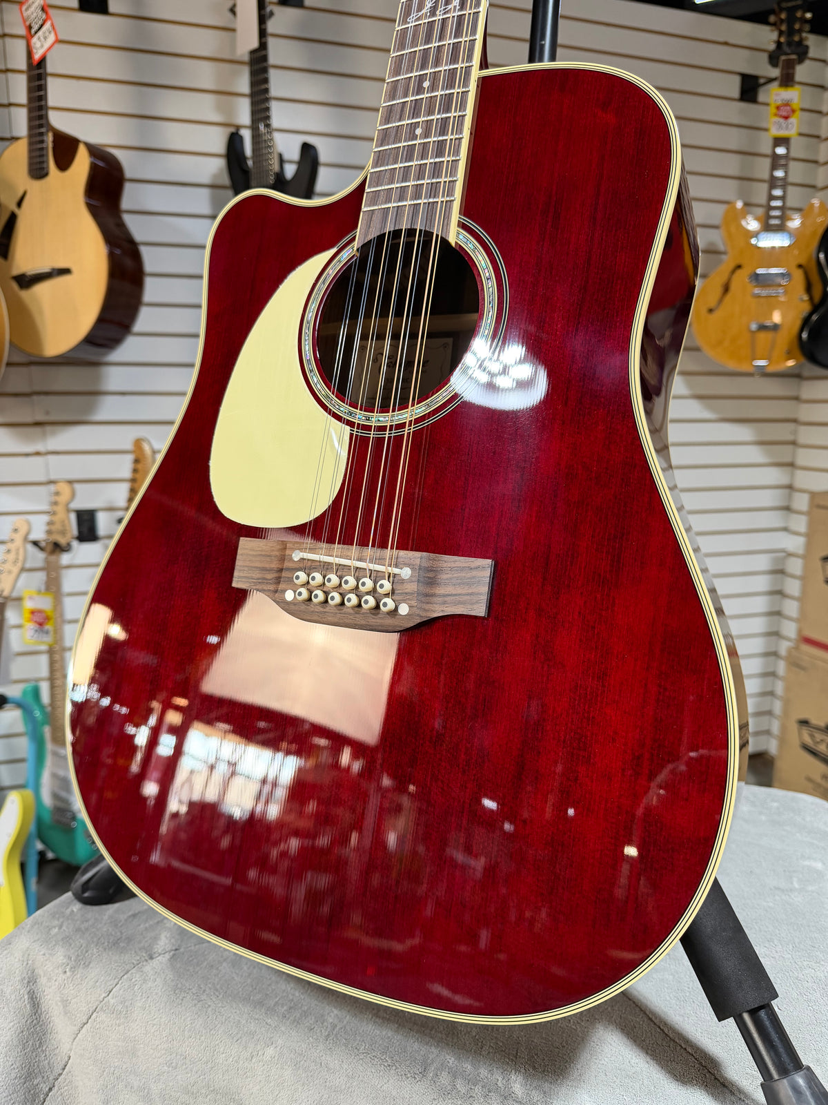 Takamine Left Handed JJ325SRC-12 John Jorgenson Signature Gloss Red