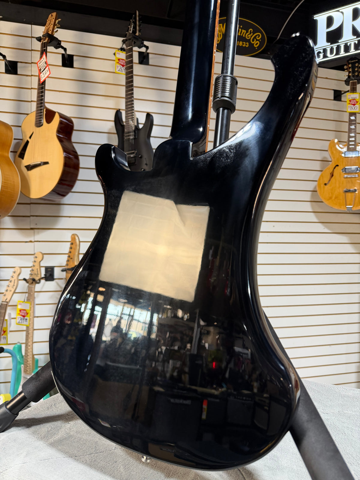 Rickenbacker 4003S Jetglo
