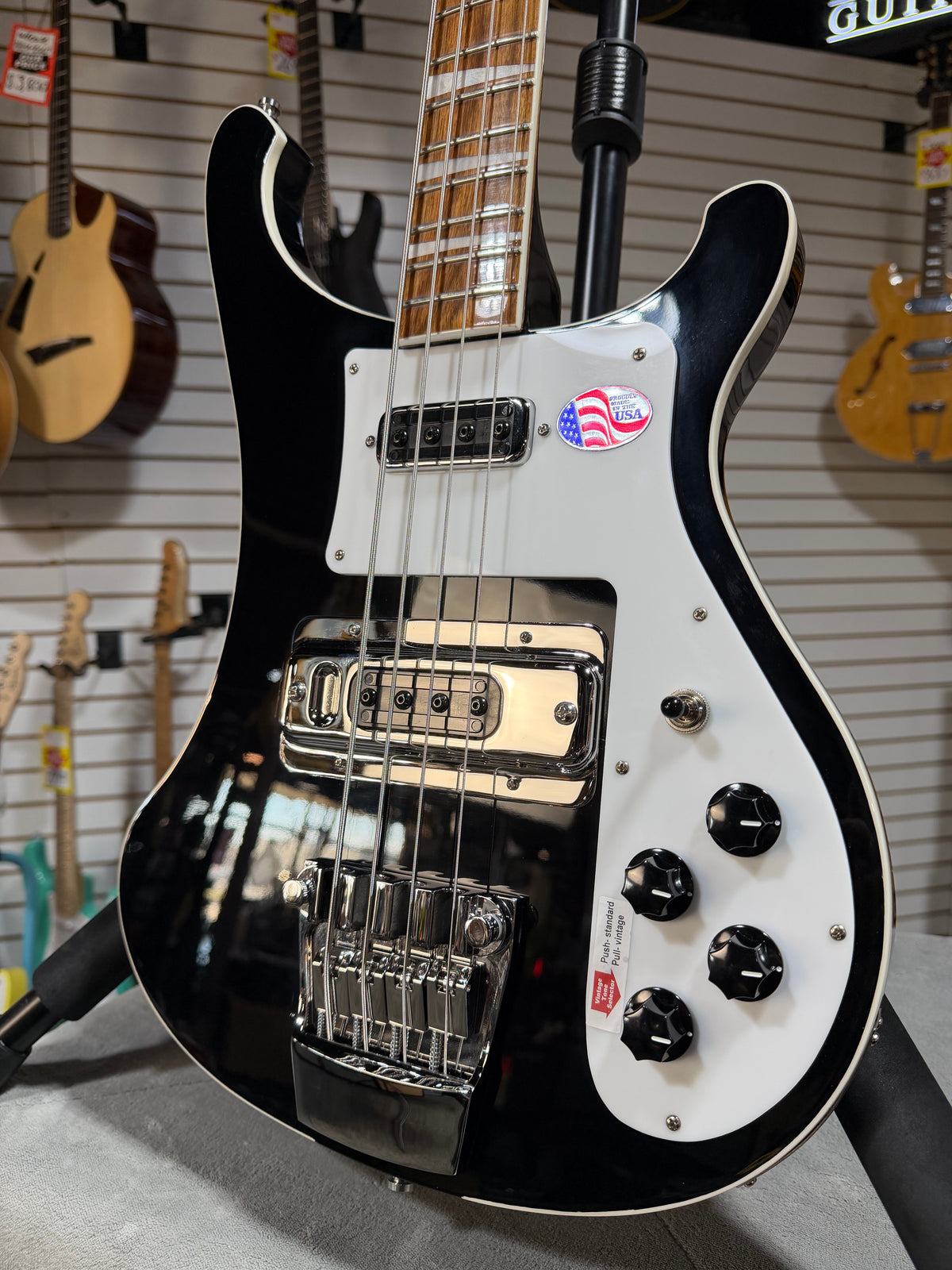 Rickenbacker 4003 Jetglo