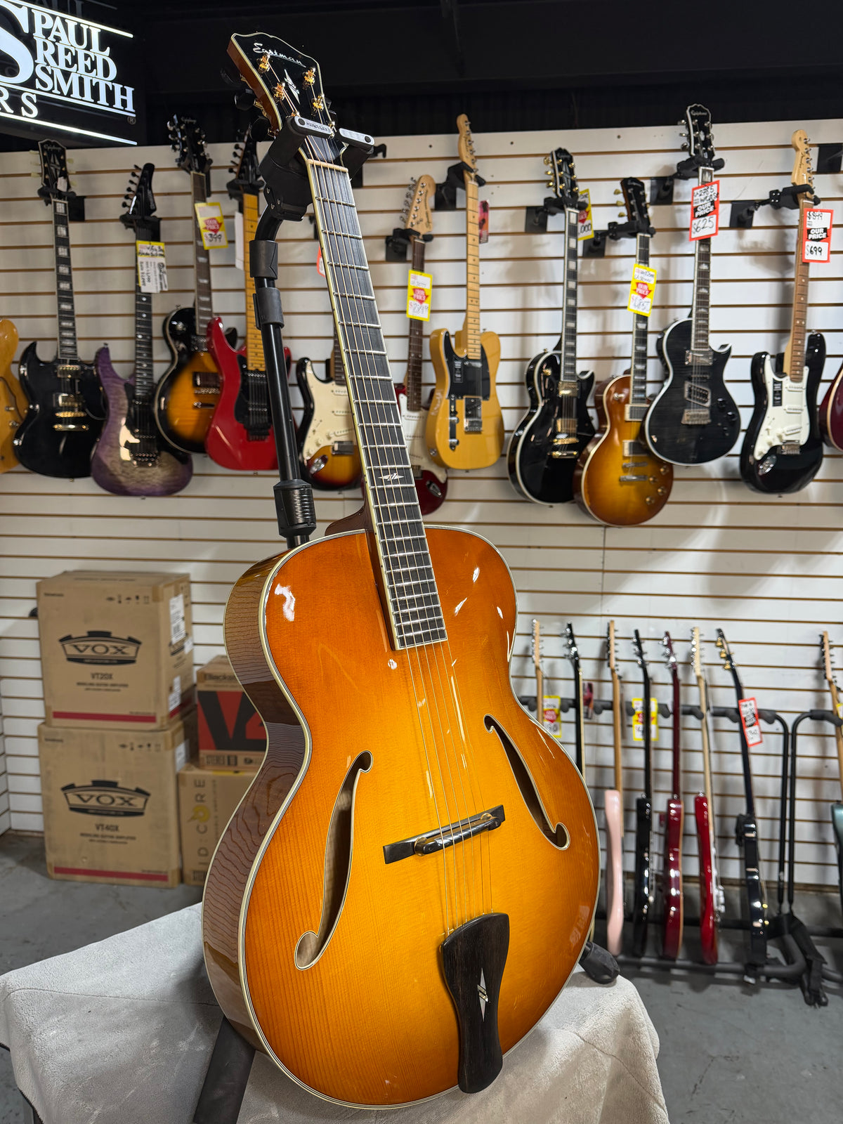Eastman AR805 Goldburst