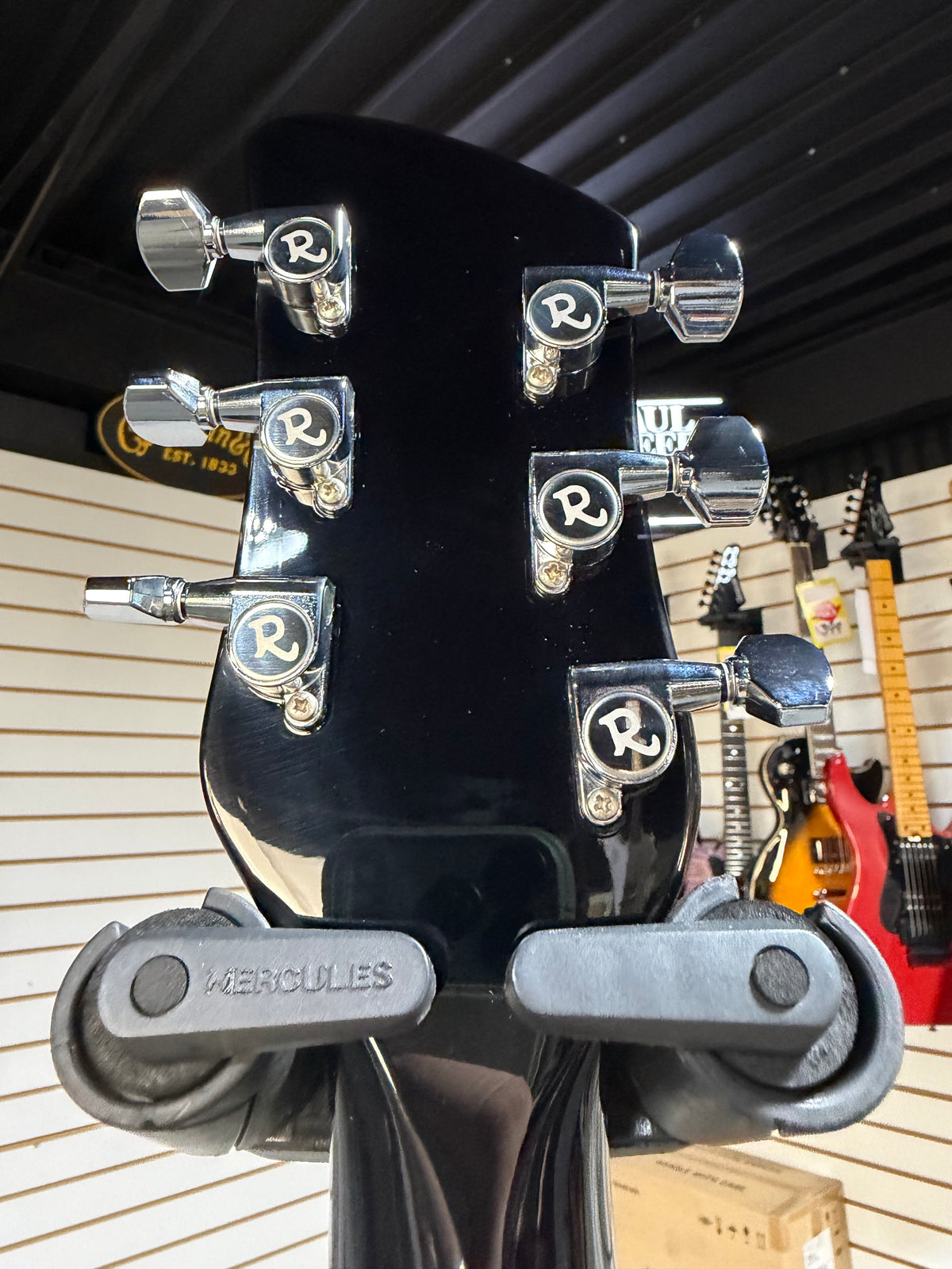 Rickenbacker 330 Jetglo