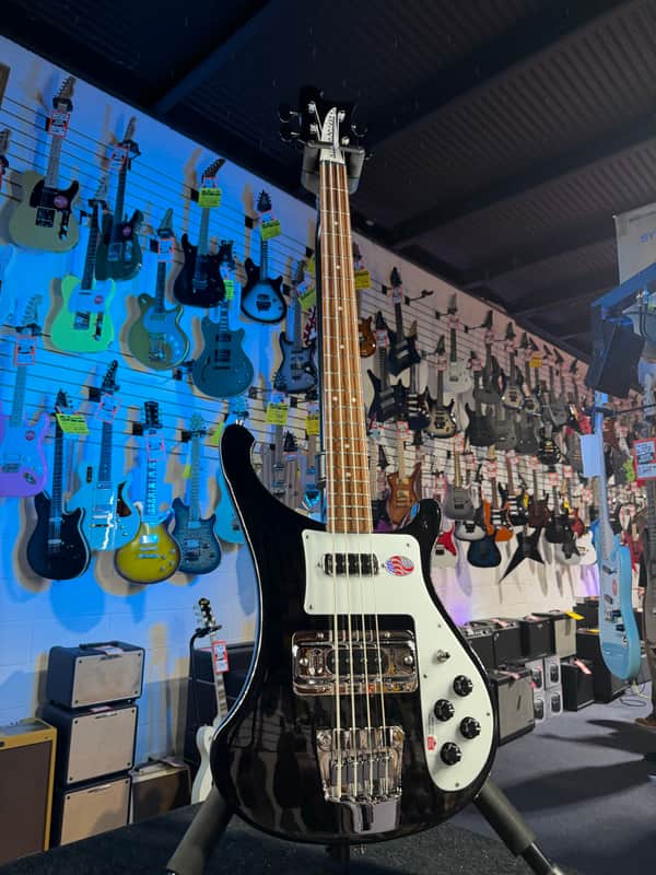 Rickenbacker 4003S Jetglo