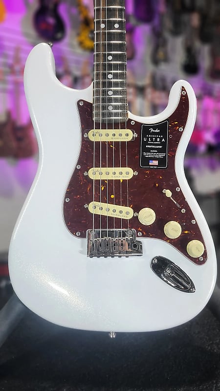 Fender American Ultra Stratocaster - Arctic Pearl with Rosewood Fingerboard *FREE PLEK WITH PURCHASE*! 618