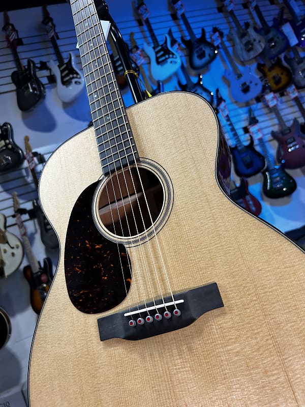 Martin 000-18 Left Handed Modern Deluxe Acoustic Guitar - Natural Auth Deal Free Ship! 242 GET PLEK’D!