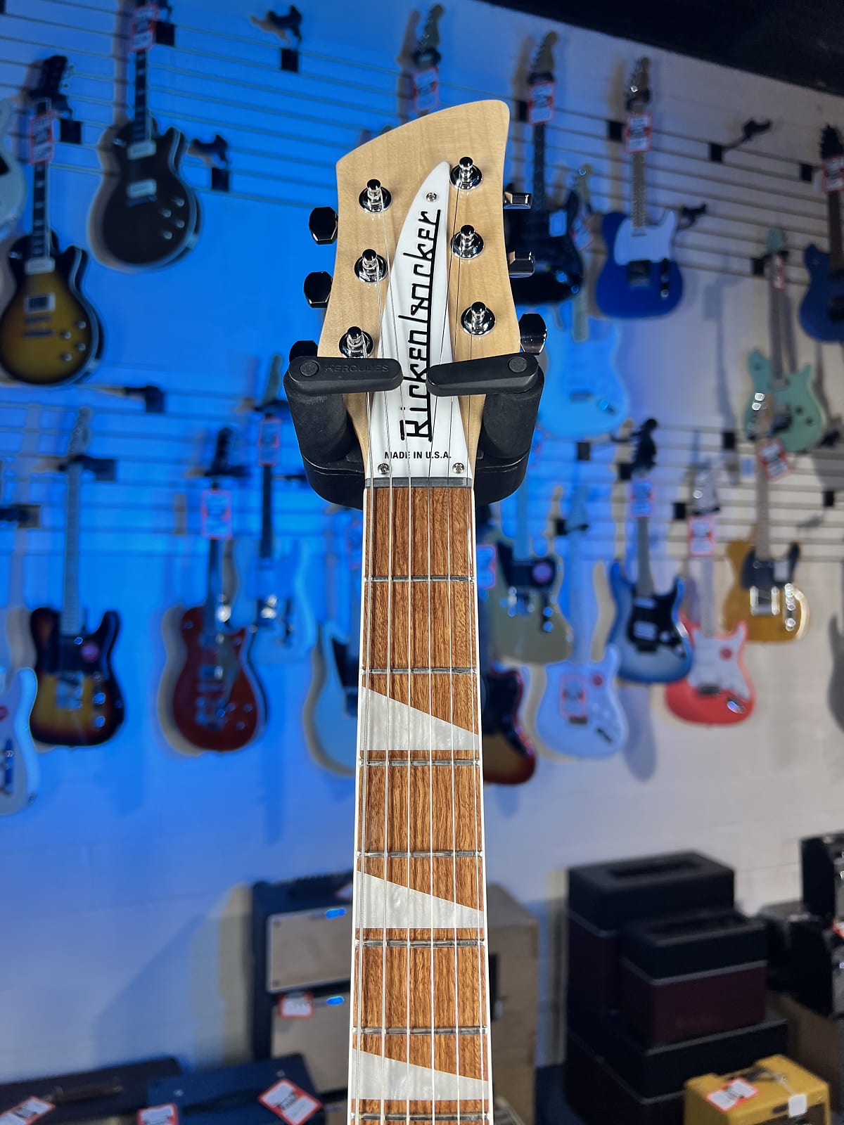 New Rickenbacker 620 Mapleglo Electric Guitar w Ric Case, 620MG 793