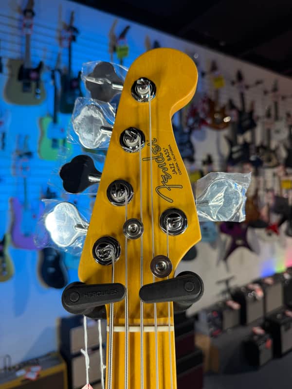 Fender American Professional Jazz Bass V - Oxblood, Maple Fingerboard