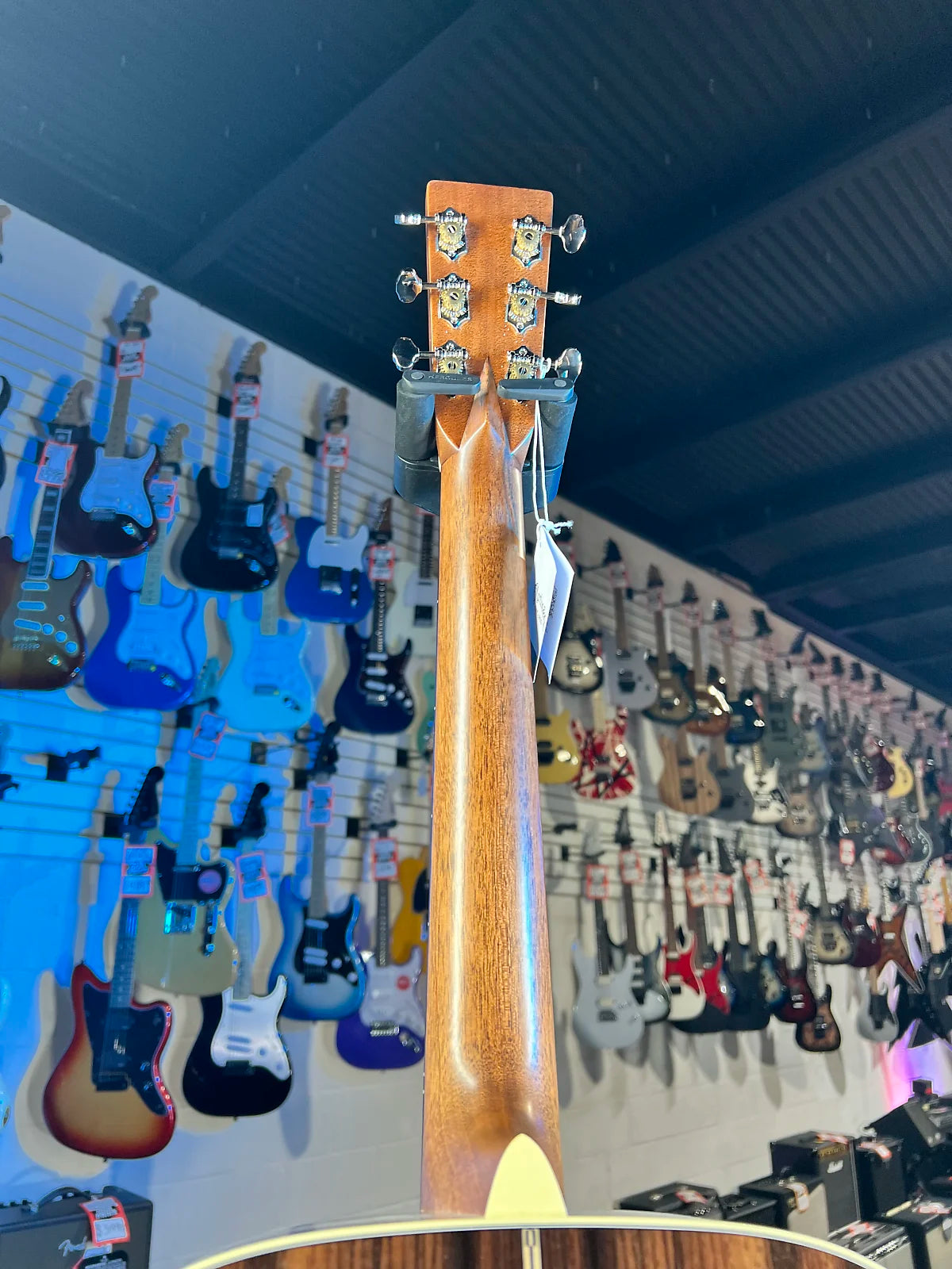 Martin 000-28 Standard Series Left-handed Acoustic Guitar - Natural with Aging Toner GET PLEK'D! 254