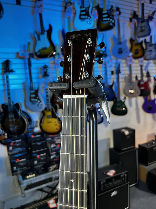 Martin 000-28EC Eric Clapton Left-Handed Sunburst Auth Dealer Free Shipping! 153 GET PLEK’D!