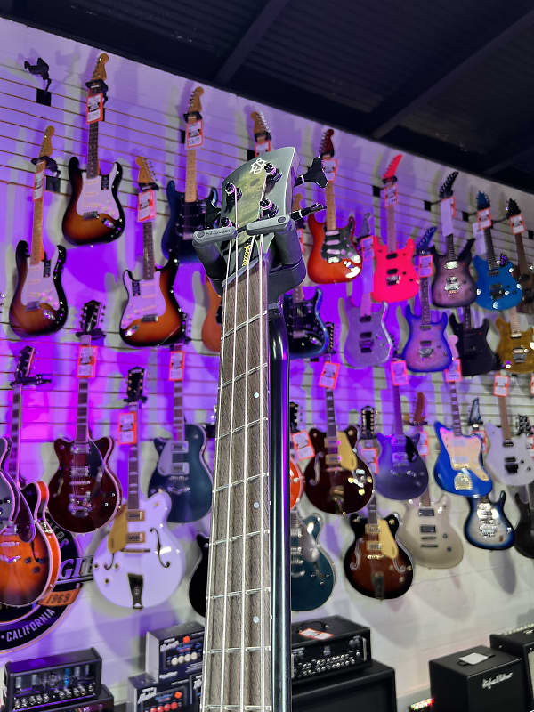 Spector NS Dimension 4 Bass Guitar - Haunted Moss Matte Left Handed *FREE PLEK WITH PURCHASE*! 992