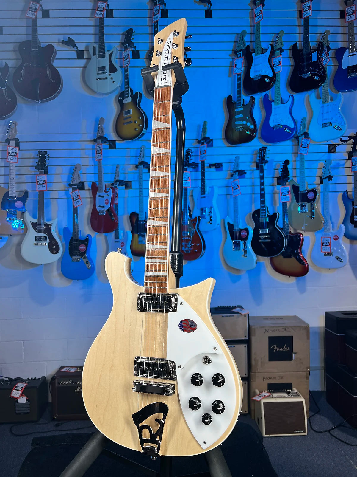 New Rickenbacker 620 Mapleglo Electric Guitar w Ric Case, 620MG 793