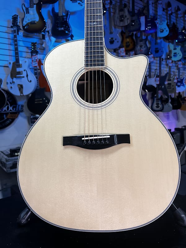 Eastman Guitars AC322CE Grand Auditorium Natural Auth Deal Free Ship! 127 GET PLEK’D!