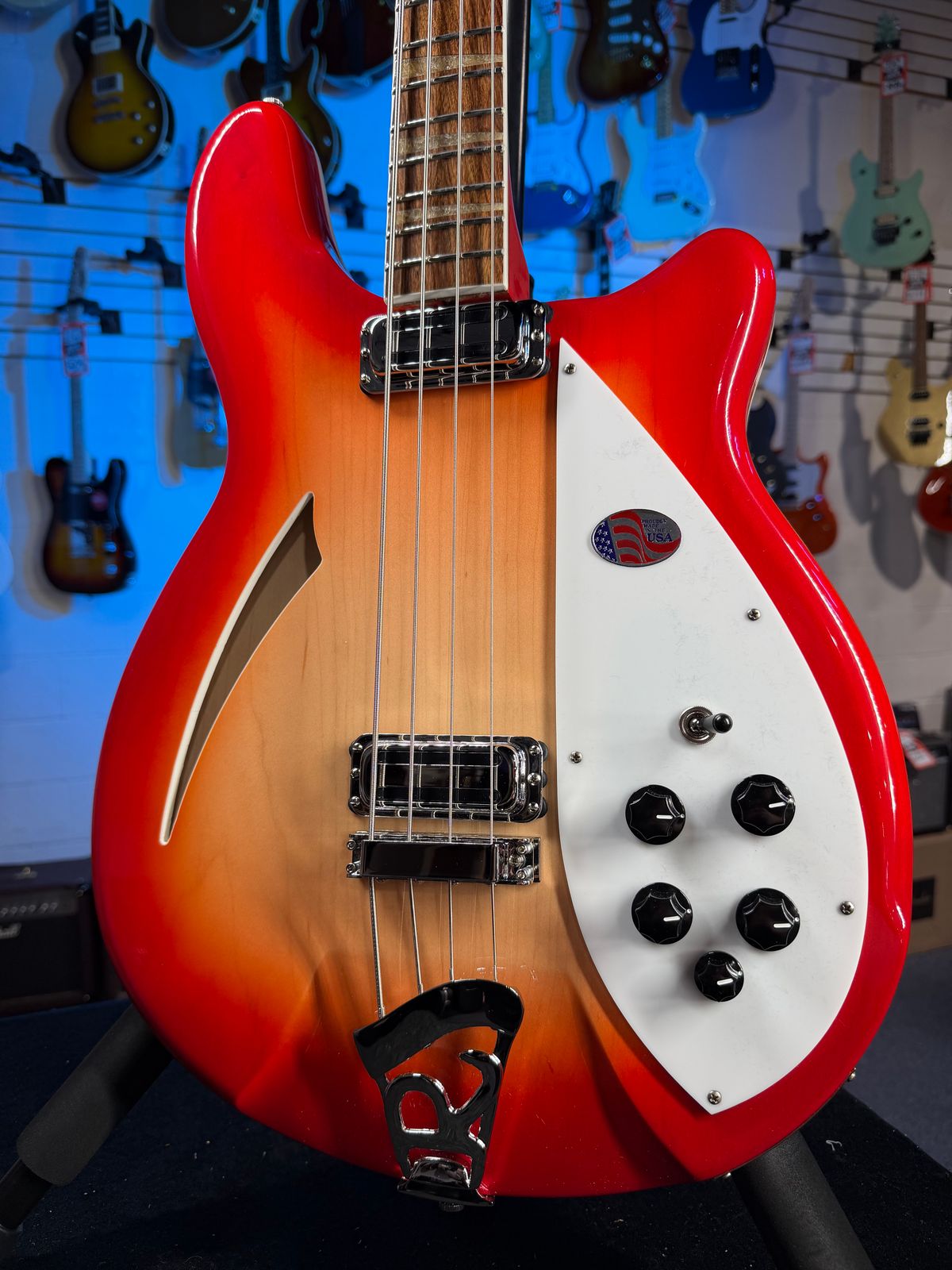Rickenbacker 4005VFG Fireglo