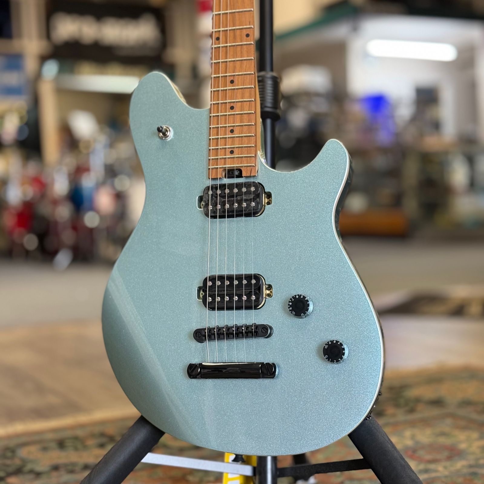 EVH Wolfgang Standard T.O.M. Sea Foam Pearl Metallic