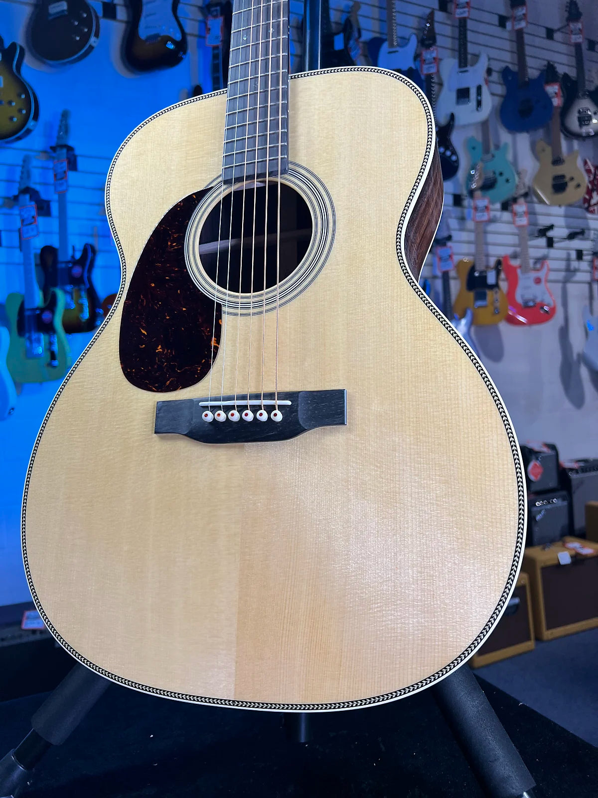 Martin 000-28 Standard Series Left-handed Acoustic Guitar - Natural with Aging Toner GET PLEK'D! 254