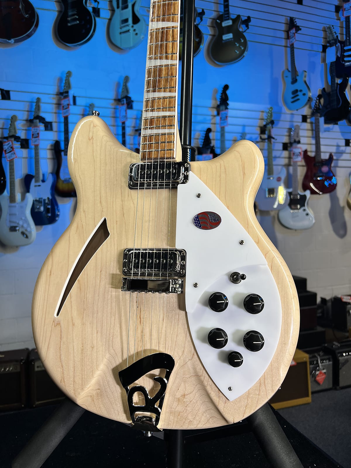 New Rickenbacker 360 Mapleglo Electric Guitar w/ OHSCase, Free Ship, Auth Dealer 360MG 770