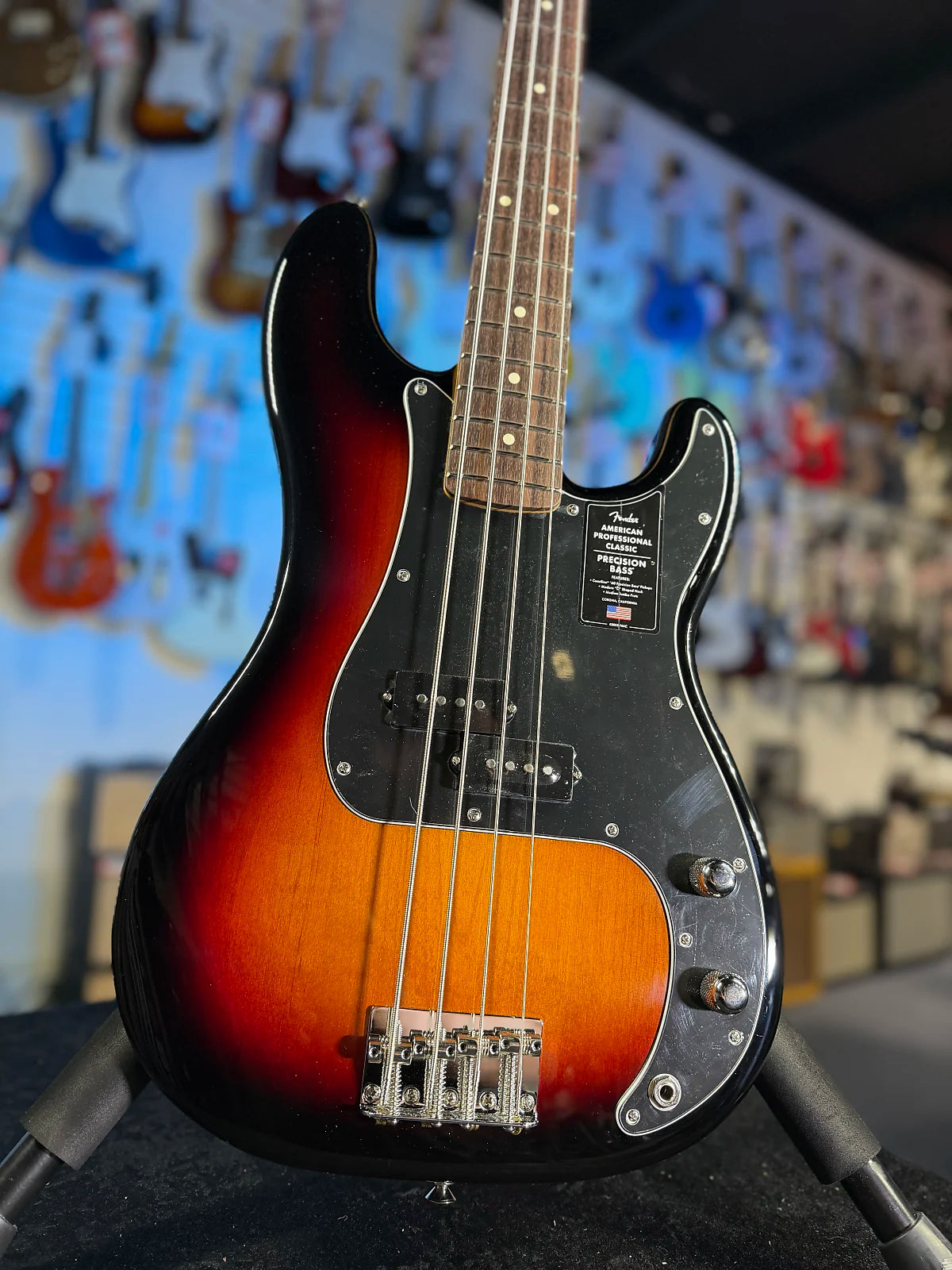 Fender American Professional Classic Precision Bass - 3-Color Sunburst, Rosewood Fingerboard GET PLEK'D! 910