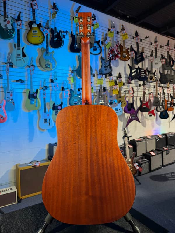 Eastman Guitars E1D Dreadnought Acoustic- Natural