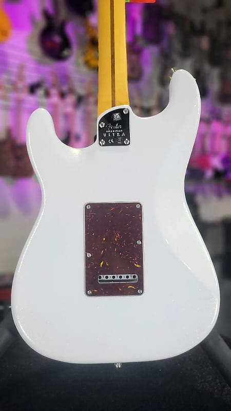 Fender American Ultra Stratocaster - Arctic Pearl with Rosewood Fingerboard *FREE PLEK WITH PURCHASE*! 618