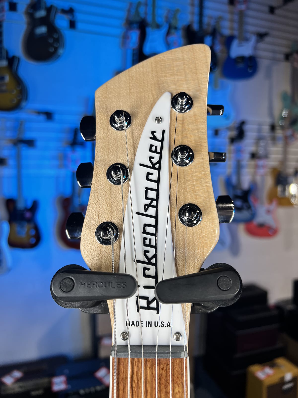 New Rickenbacker 620 Mapleglo Electric Guitar w Ric Case, 620MG 793