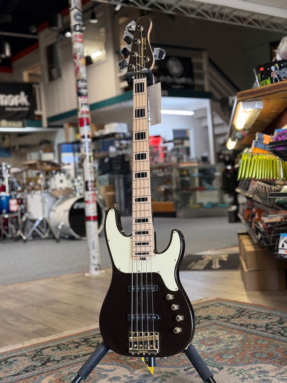 Jackson Pro Series Signature Adam Blackstone, Gladys Bass