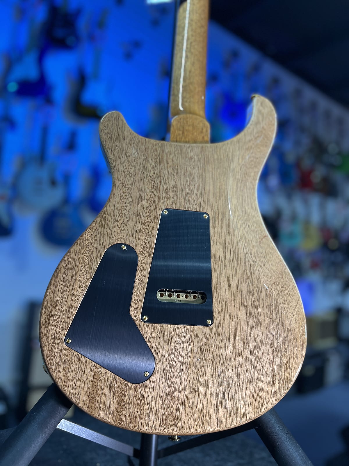 PRS 2025 Wood Library Special 22 Semi Hollow, Custom - Quilt River Blue Smokeburst, Paisley Case, Signature Dealer 554