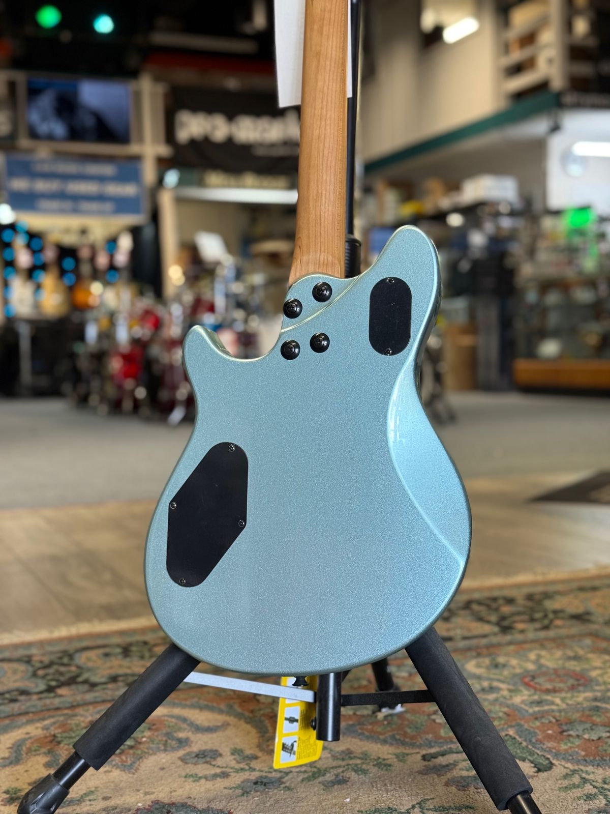 EVH Wolfgang Standard T.O.M. Sea Foam Pearl Metallic