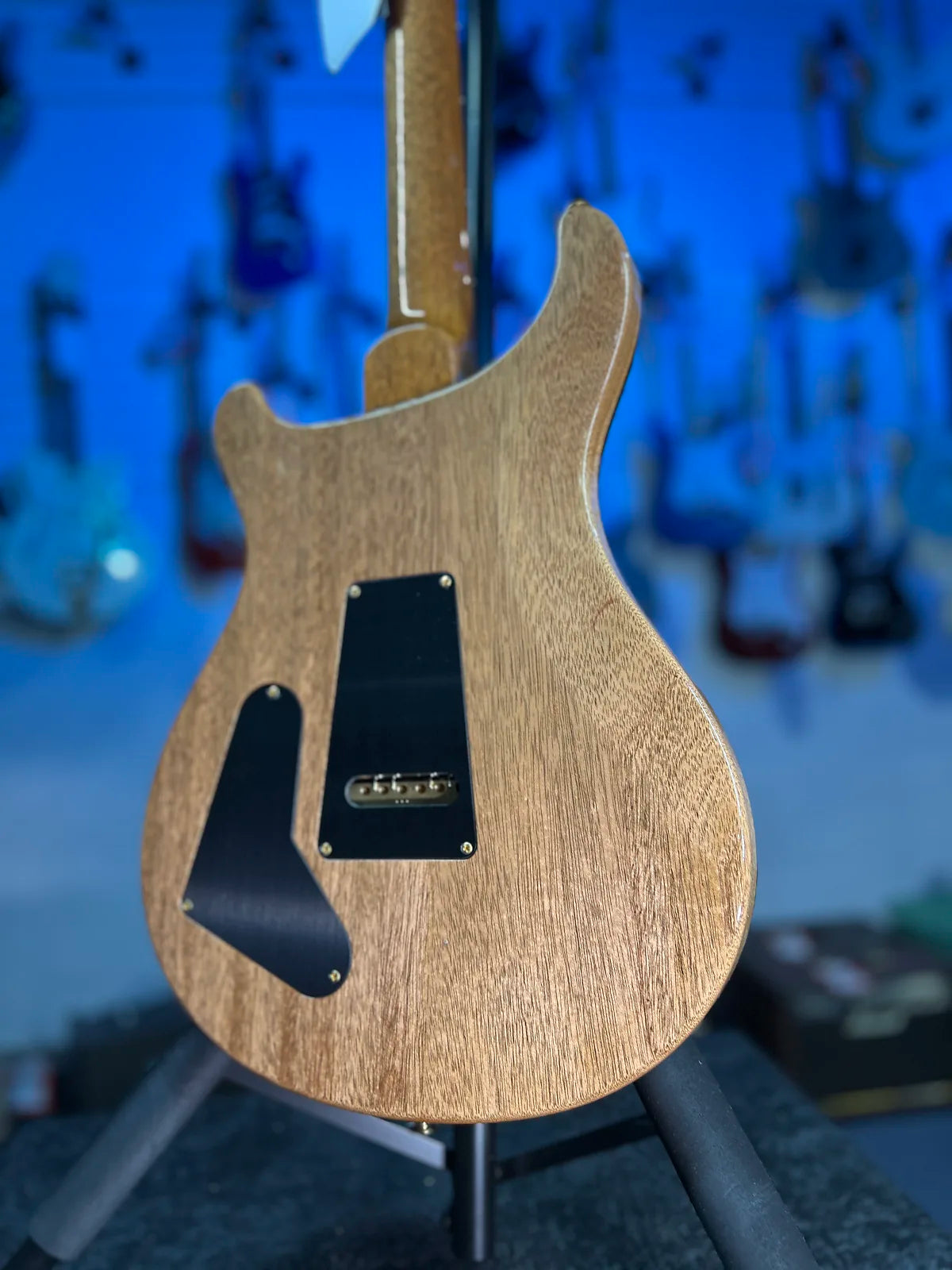 PRS 2025 Wood Library Special 22 Semi Hollow, Custom - Quilt River Blue Smokeburst, Paisley Case, Signature Dealer 554