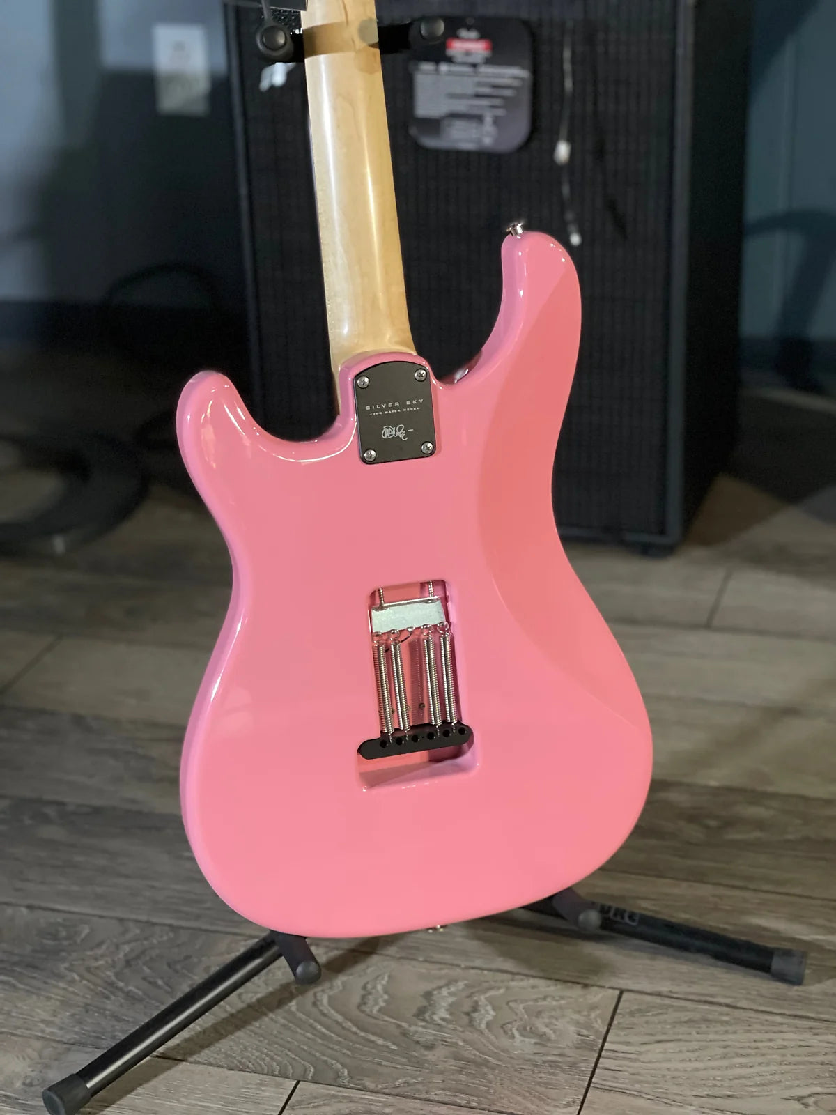 Silver Sky Electric Guitar - Roxy Pink #486