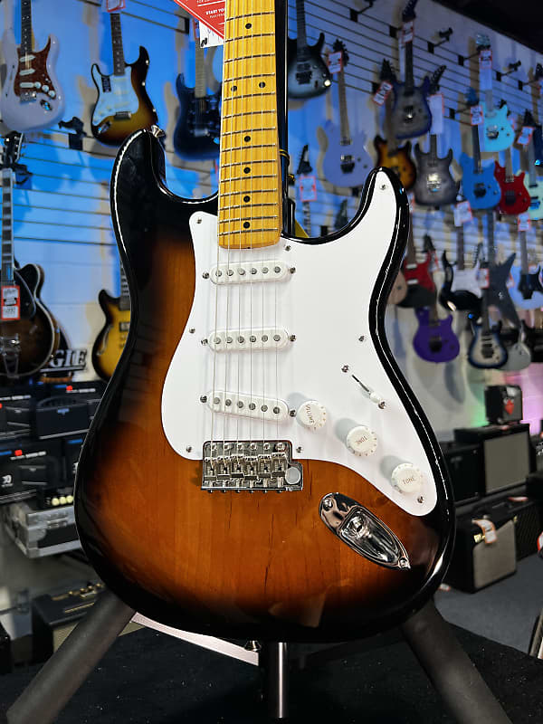 Fender 70th-anniversary American Vintage II 1954 Stratocaster - 2-color Sunburst GET PLEK'D! 295