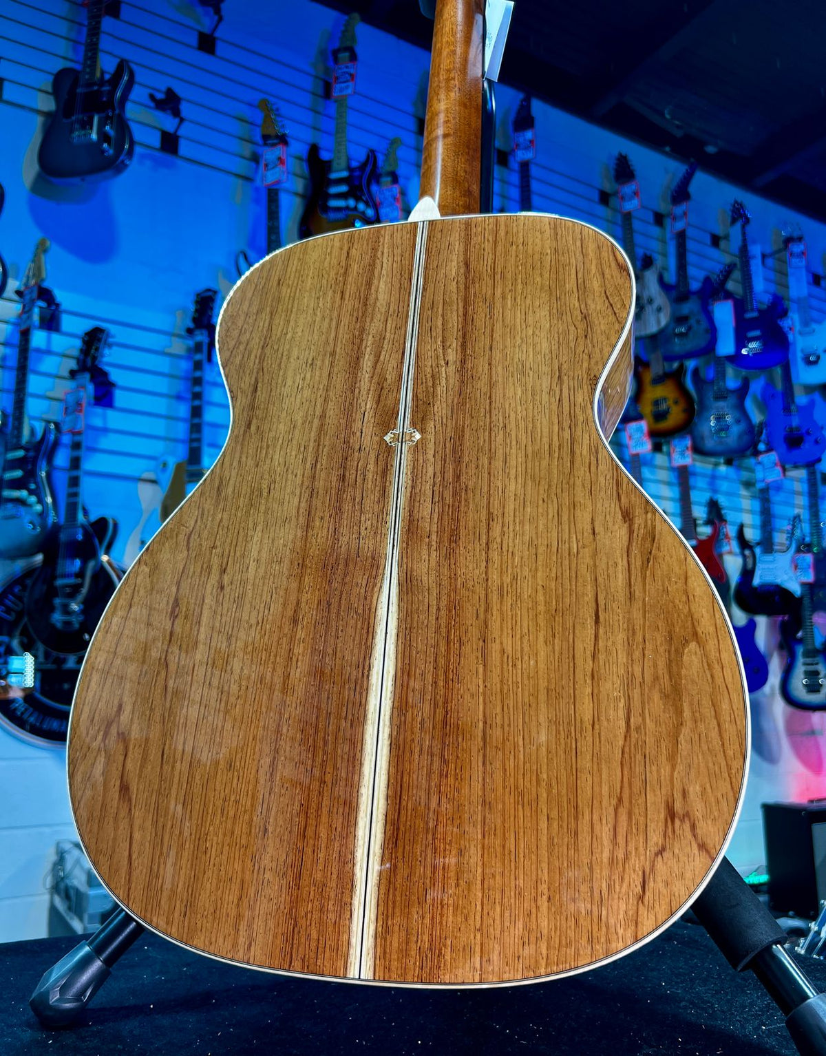 Martin OM 20th-Century LTD Acoustic Guitar - Natural (#7 of 20) - RGM Watch