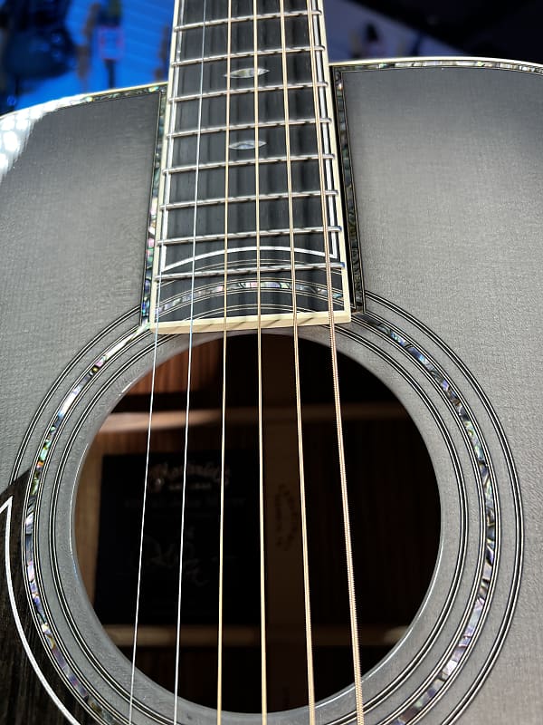 Martin Limited-Edition OM-45 John Mayer Signature Platinum Left Handed Gray Sunburst Auth Deal Free Shipping! 106 GET PLEK’D!