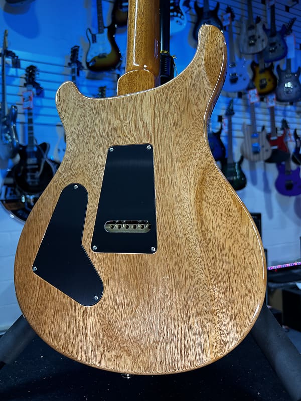 New 2024 PRS Custom 24 – Custom Color – Faded Charcoal Smokewrap Burst/Natural back w PRS Case, Ath Dlr Get Plekd 101