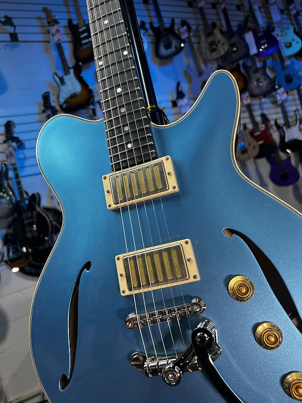 Eastman Guitars Romeo LA Semi hollowbody Electric Guitar - Celestine Blue Auth Deal Free Ship! 632 GET PLEK’D!