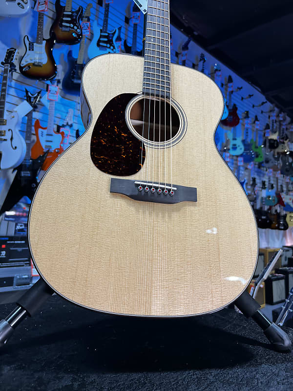 Martin 000-18 Left Handed Modern Deluxe Acoustic Guitar - Natural Auth Deal Free Ship! 242 GET PLEK’D!