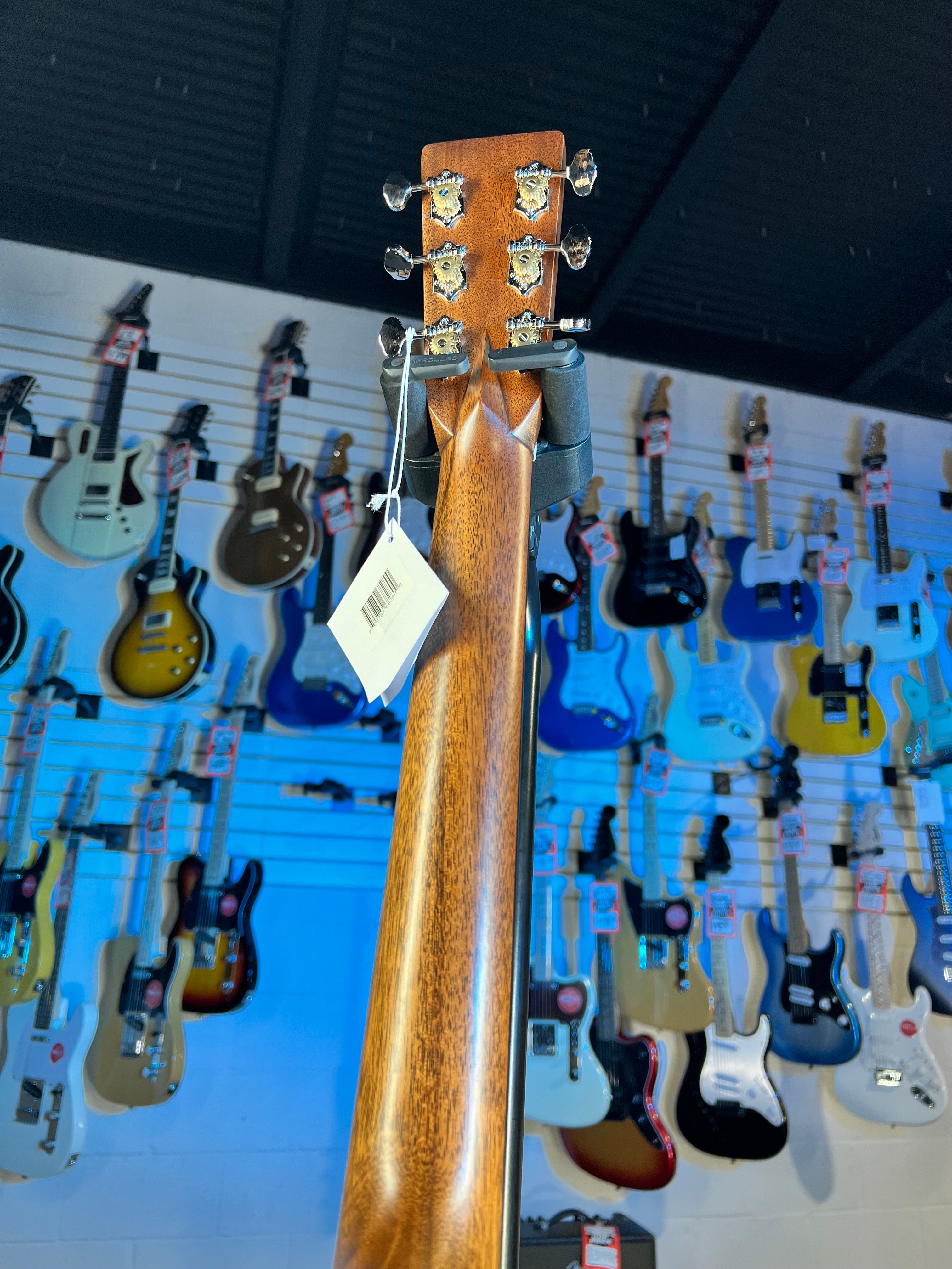 Martin HD-28L Lefty Standard Series Acoustic Guitar Natural with Aging Toner (2025) 466!