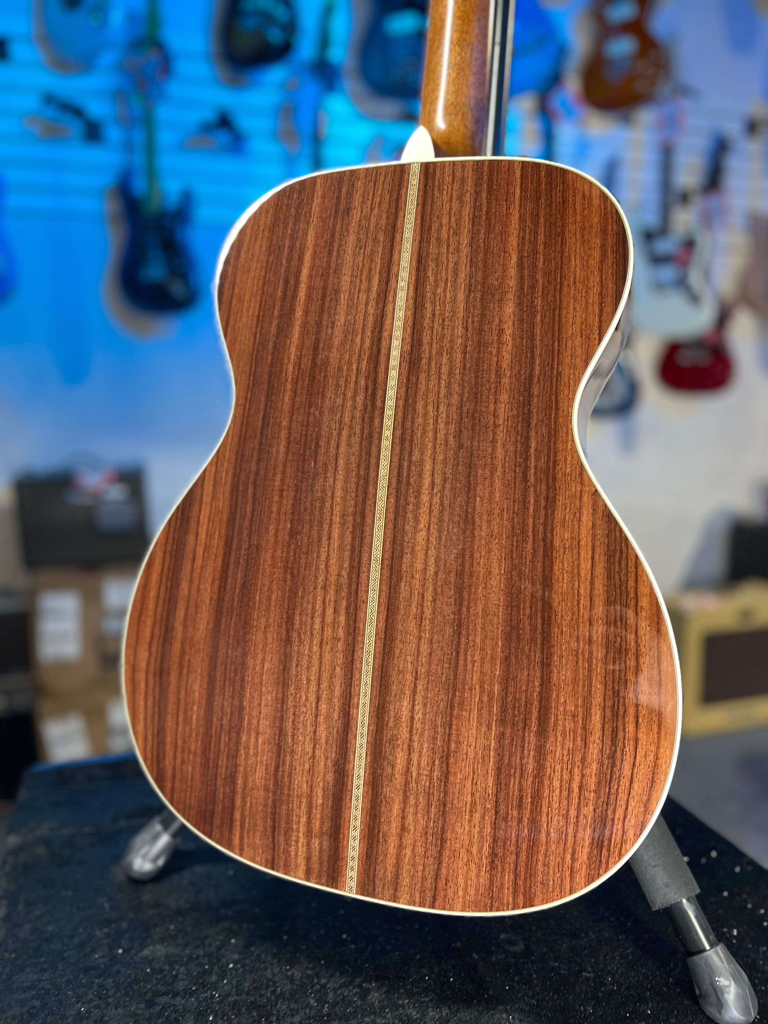 Martin OM-28 Modern Deluxe Left-Handed Acoustic Guitar - Natural 220 GET PLEK'D!