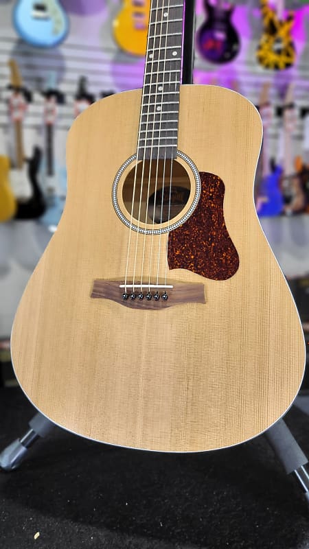 Seagull Guitars S6 Cedar Original Slim Acoustic Guitar - Natural Auth Dealer *FREE PLEK WITH PURCHASE* 258