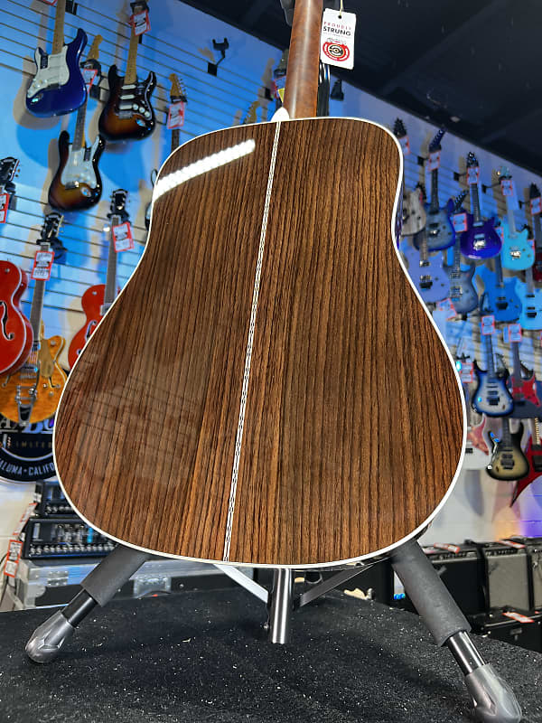 Martin D-28 Acoustic Guitar - Sunburst Authorized Dealer Free Shipping! 131 GET PLEK’D!