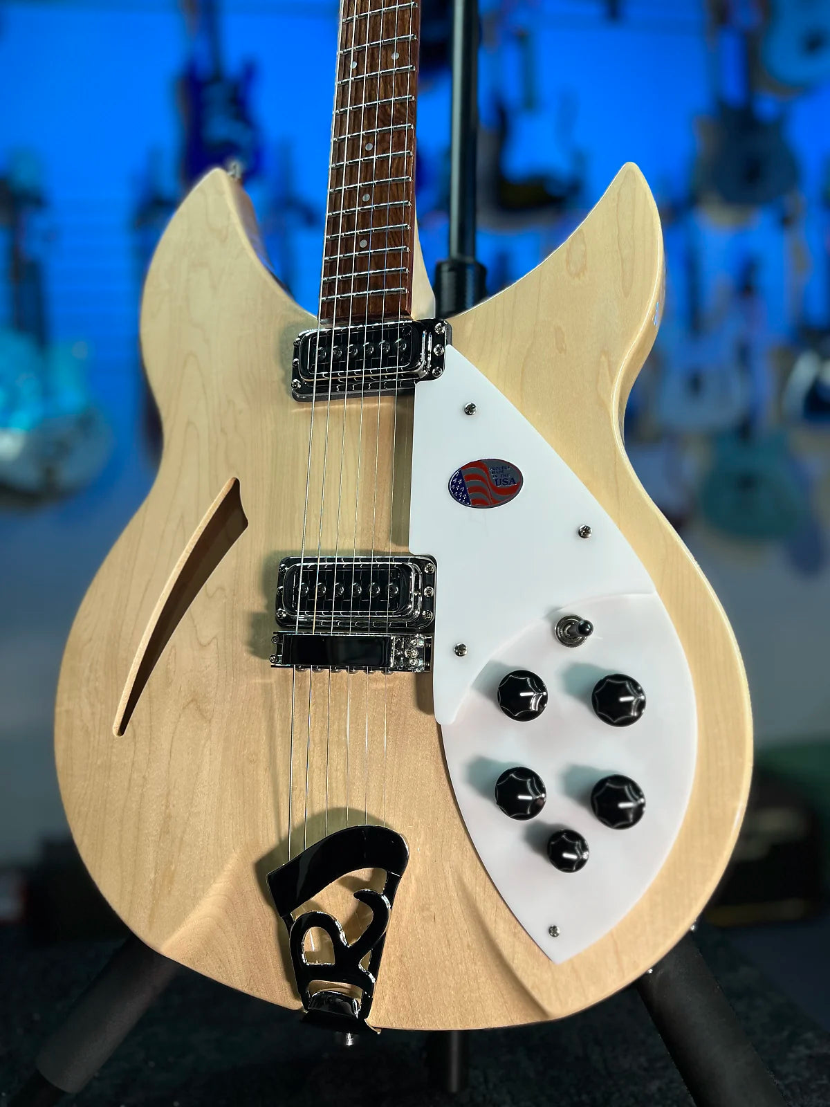 New 2024 Rickenbacker 330 Guitar - Mapleglo, with Rickenbacker Case, 330MG 732
